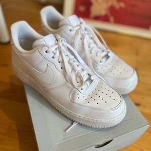 Nike Air Force 1 size 10.5